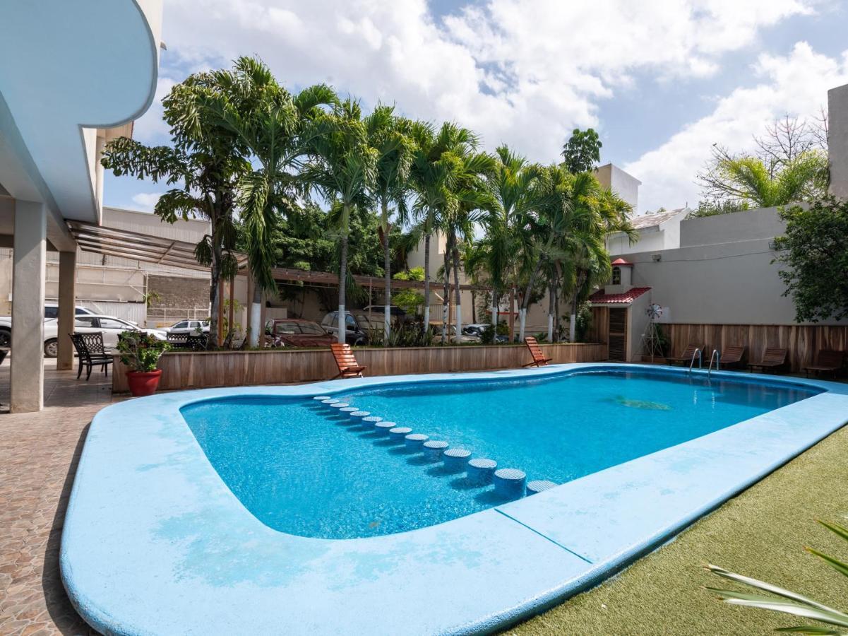 Capital O Hotel El Faisan Y El Venado Playa del Carmen Exterior photo